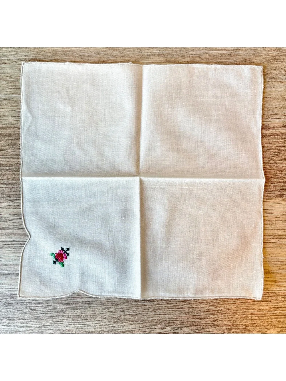 Vintage Linen Cocktail Napkins Set of 6, Embroidered, White Tea Party Dinner